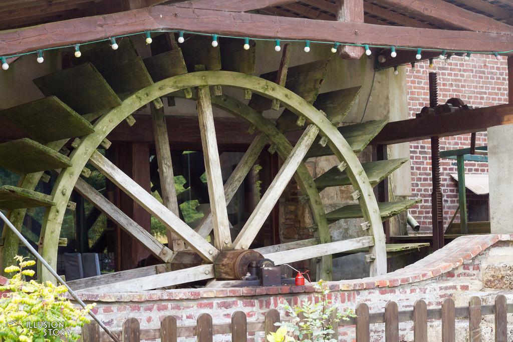 Logis - Hotel & Restaurant Moulin Des Forges Saint-Omer-en-Chaussee Exterior photo